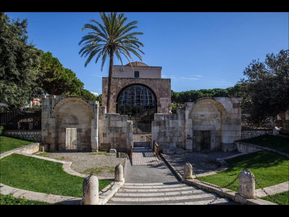 ホテル Sole !! Cagliari Centro エクステリア 写真